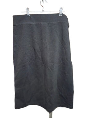 Zenana Outfitters Black Midi Knit Skirt